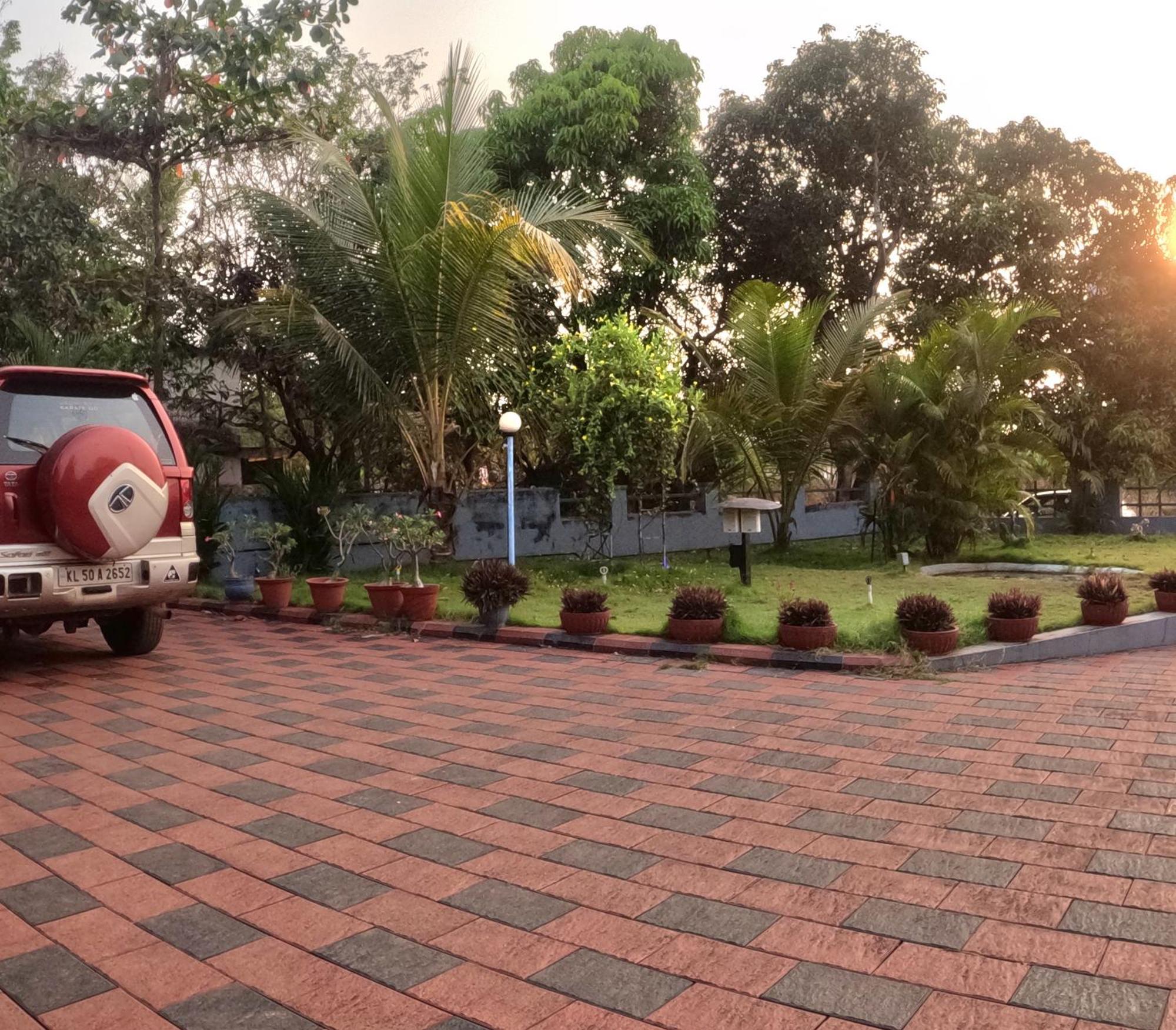 7Th Heaven Kannur Chakkarakkal Extérieur photo