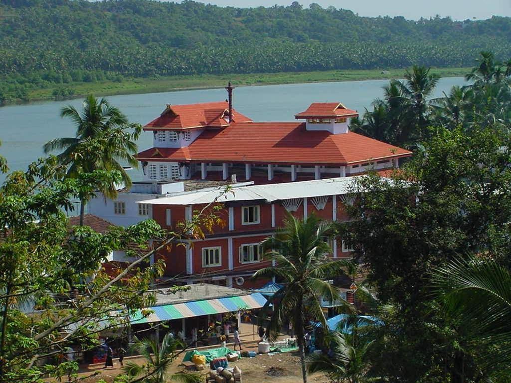 7Th Heaven Kannur Chakkarakkal Extérieur photo